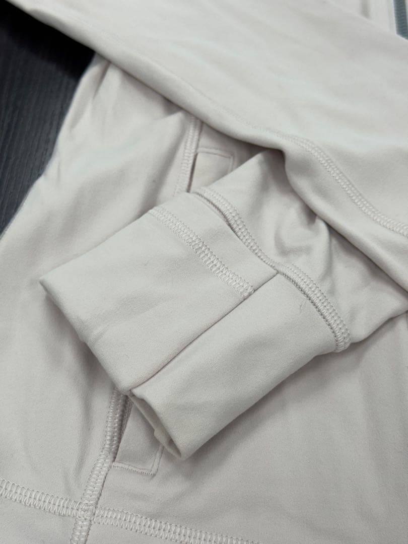 【超美品】ルルレモン Define ジャケットNulu S