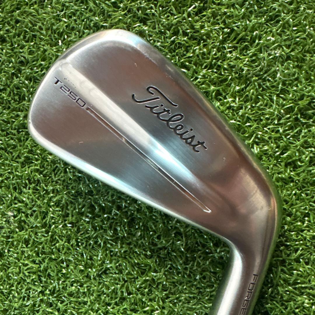 Titleist T250 4番アイアン型UT