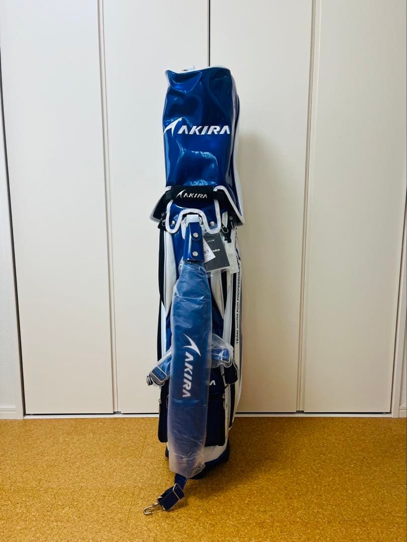 【新品未使用】AKIRA キャディバッグ ホワイト