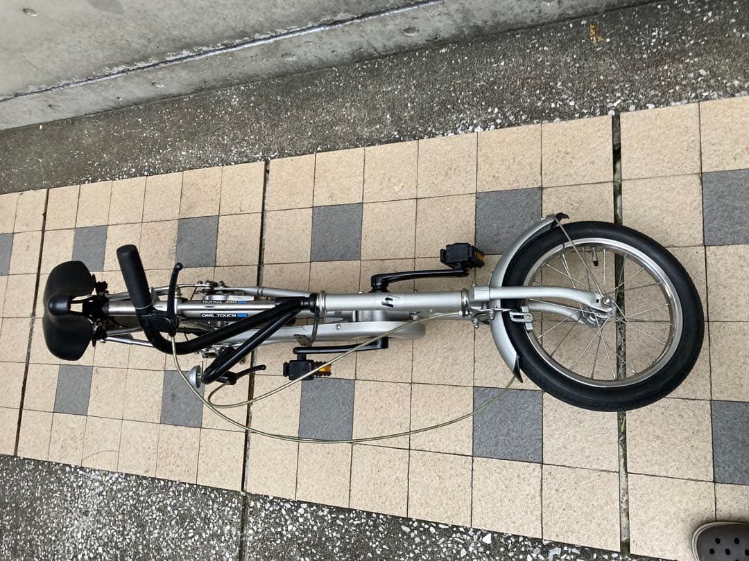 ブリヂストン 「ピクニカ」ワンタッチ折りたたみ自転車 12インチ