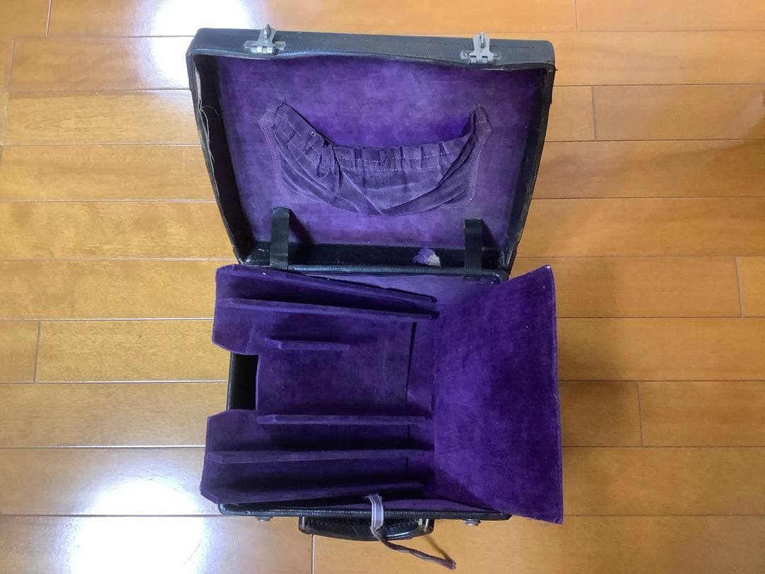 珍品 コンパクト長唄三味線(四つ折れ)