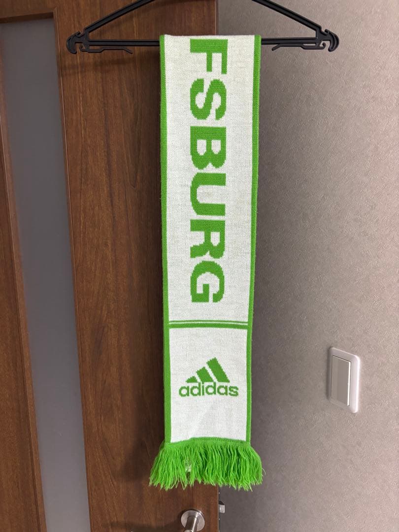VfL WOL FSBURG サッカースカーフ マフラー　adidas
