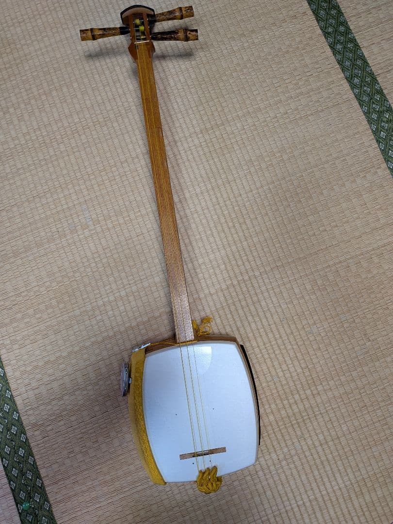 短棹三味線（三寸短）