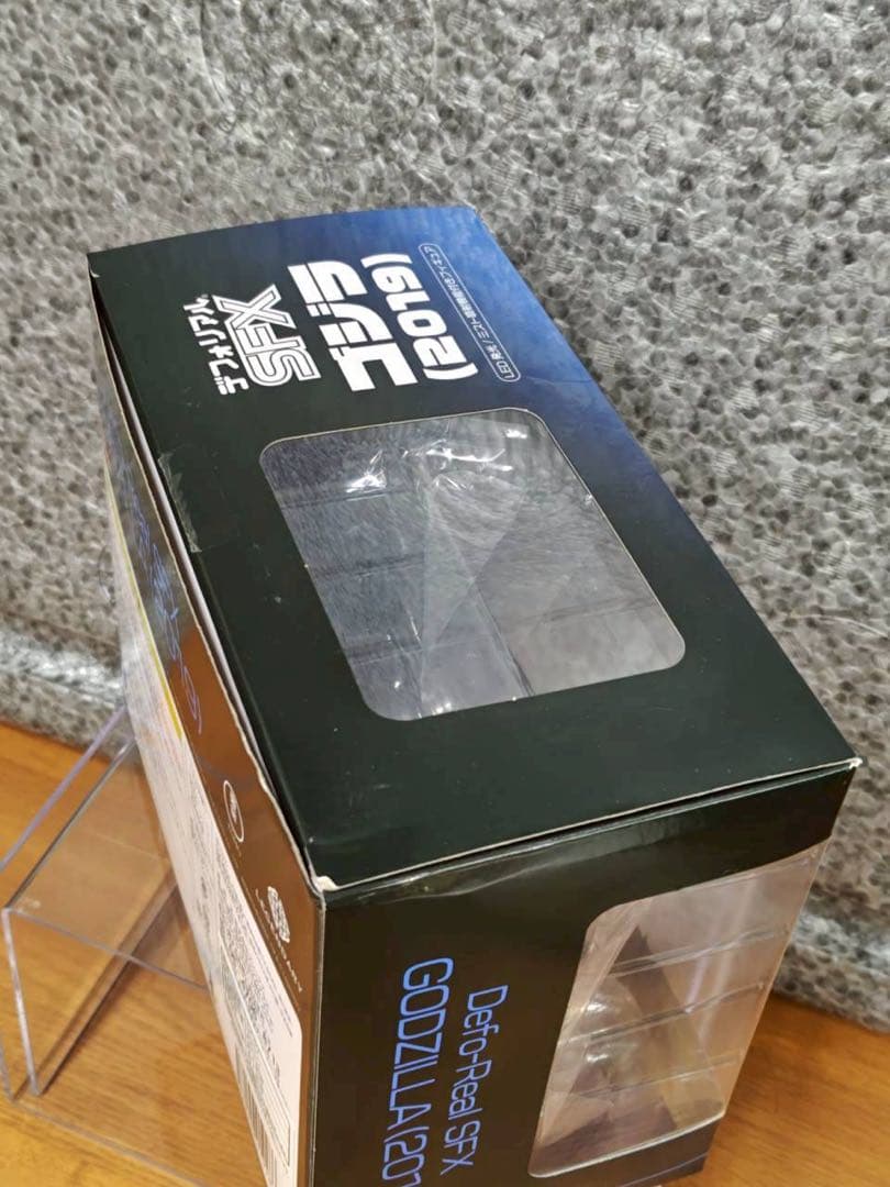 デフォリアル　ゴジラ(2019)開封品 　LED発光ミスト噴射機能付