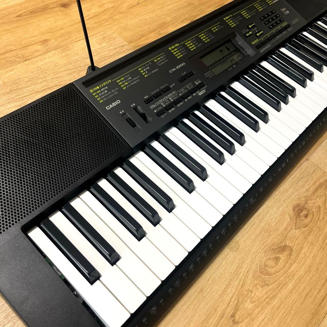 CASIOカシオベーシックキーボード 61鍵 CTK-2200 箱あり