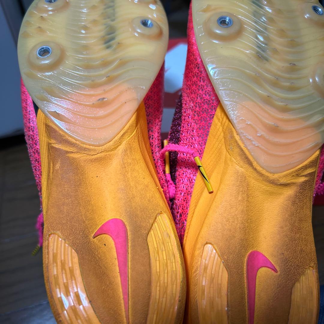 Nike ピンク スパイク・シューズ