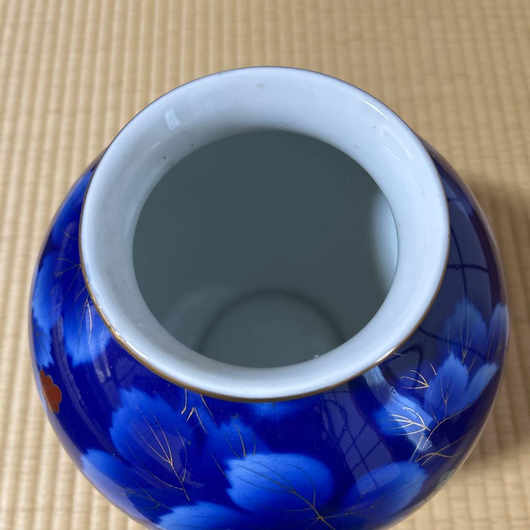有田焼　深川製磁　金彩　瑠璃　葡萄　花瓶　宮内庁御用達