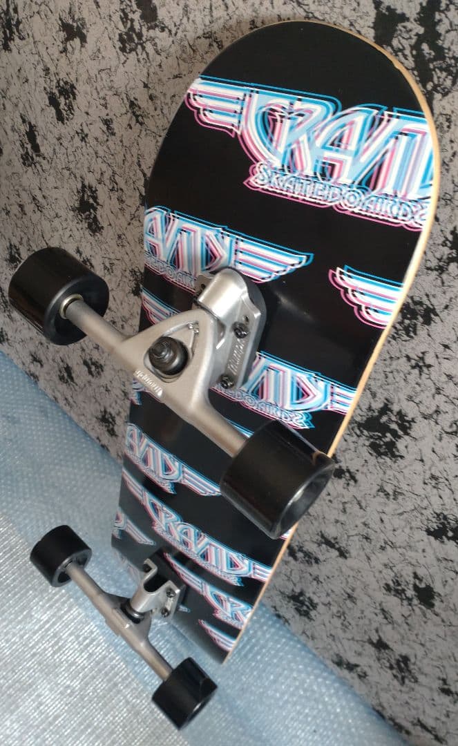 【得】32 ＜税送料3420円込み＞ GRAVITY カービングT搭載 ３２