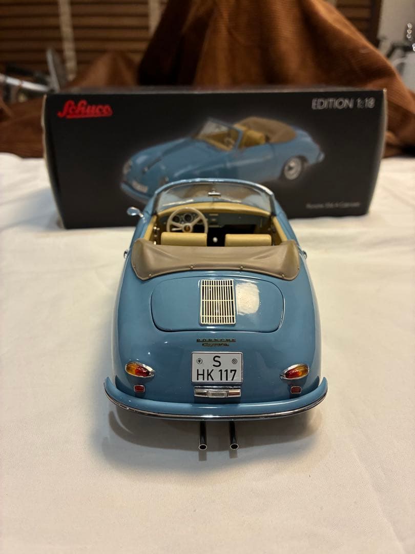 ミニカー Schuco Porshe356A Cabriolet 1/18