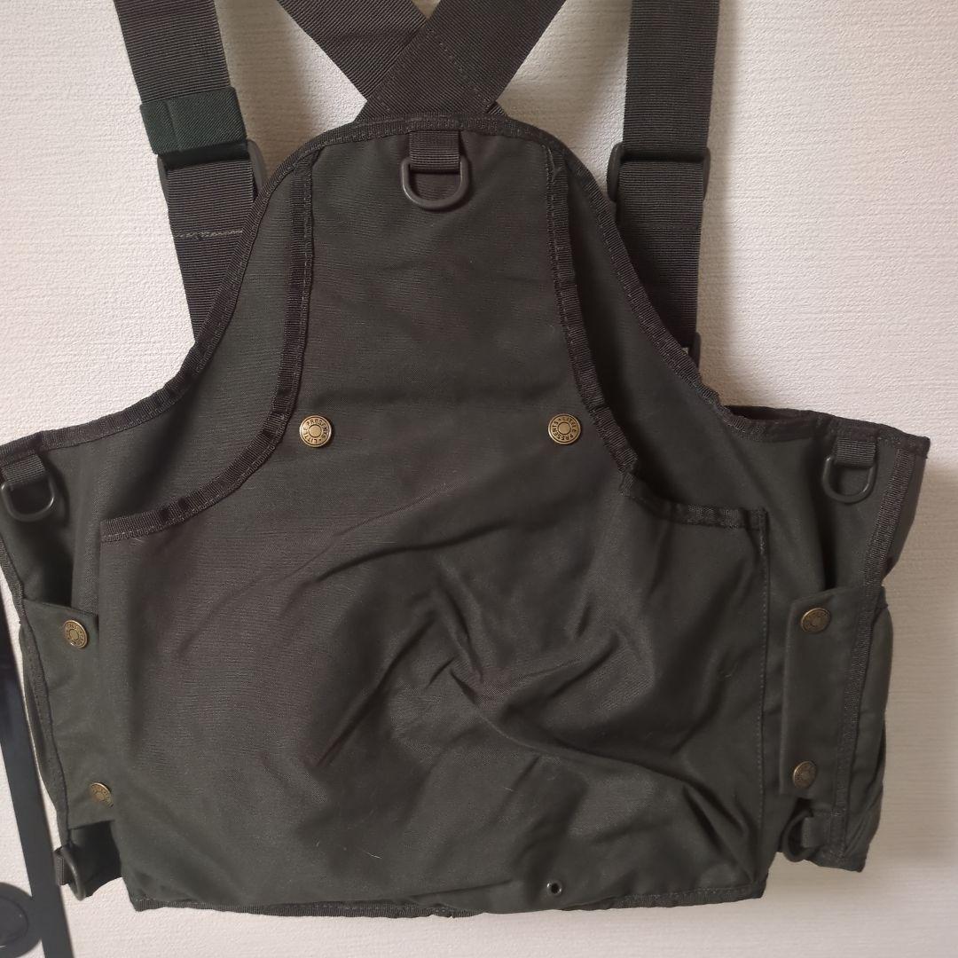 LITTLE PRESENTS フィッシングベスト オリーブグレー