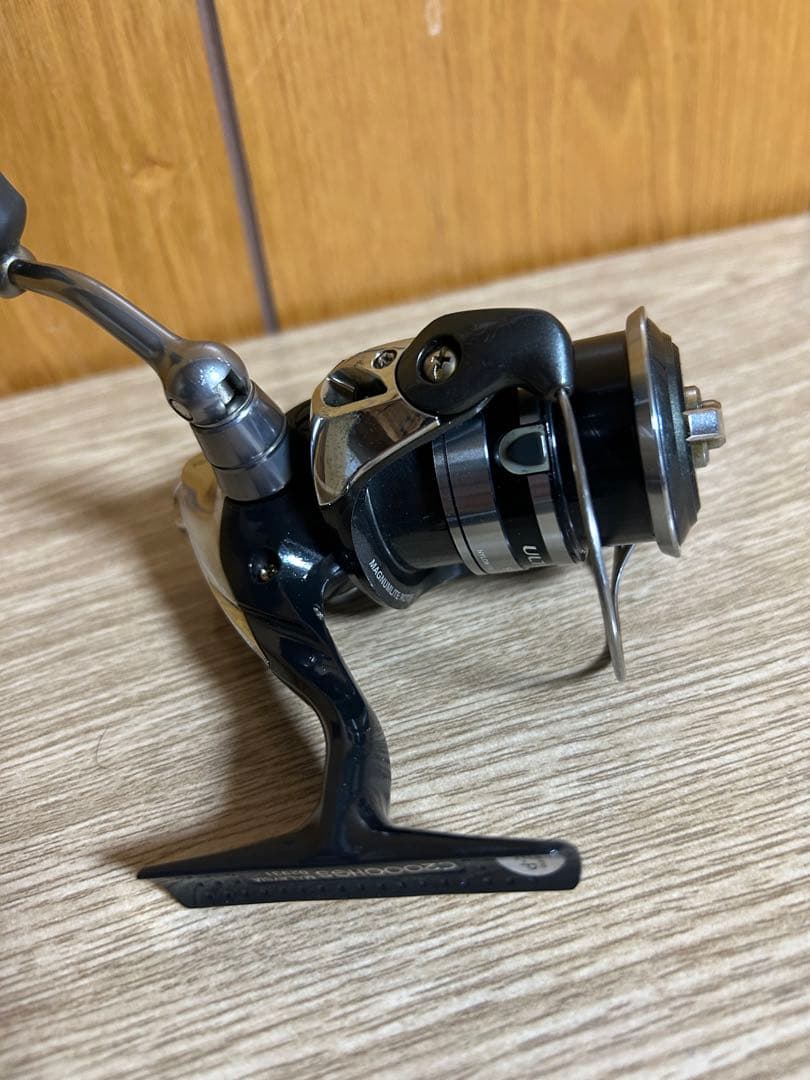 シマノ アルテグラ ULTEGRA C2000HGS スピニングリール