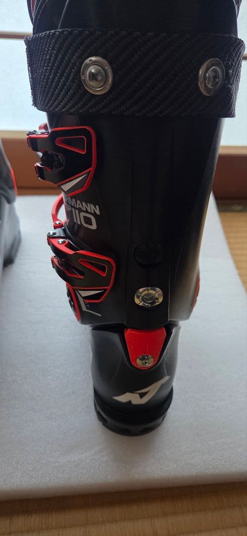 Nordica Dobermann GP 110 スキーブーツ