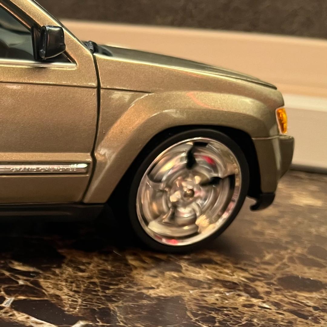 2005 Jeep Grand Cherokee　ジープ　グラチェロ　シャコタン