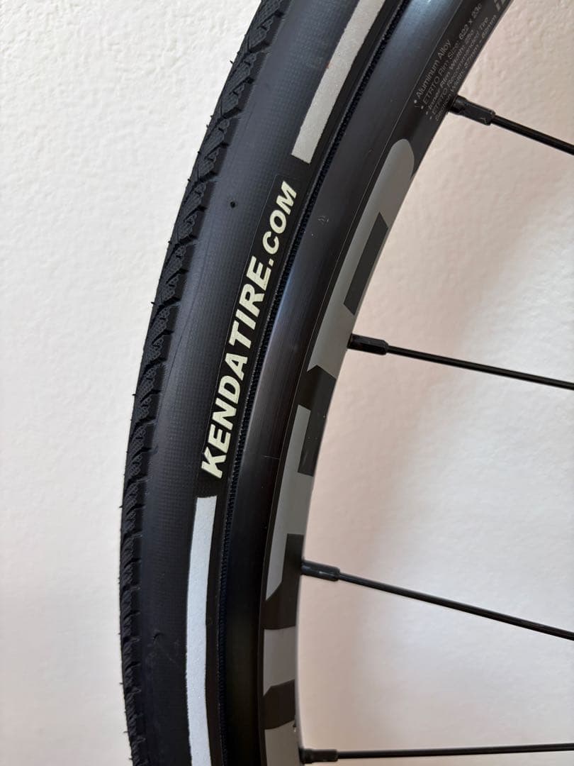 自転車タイヤ