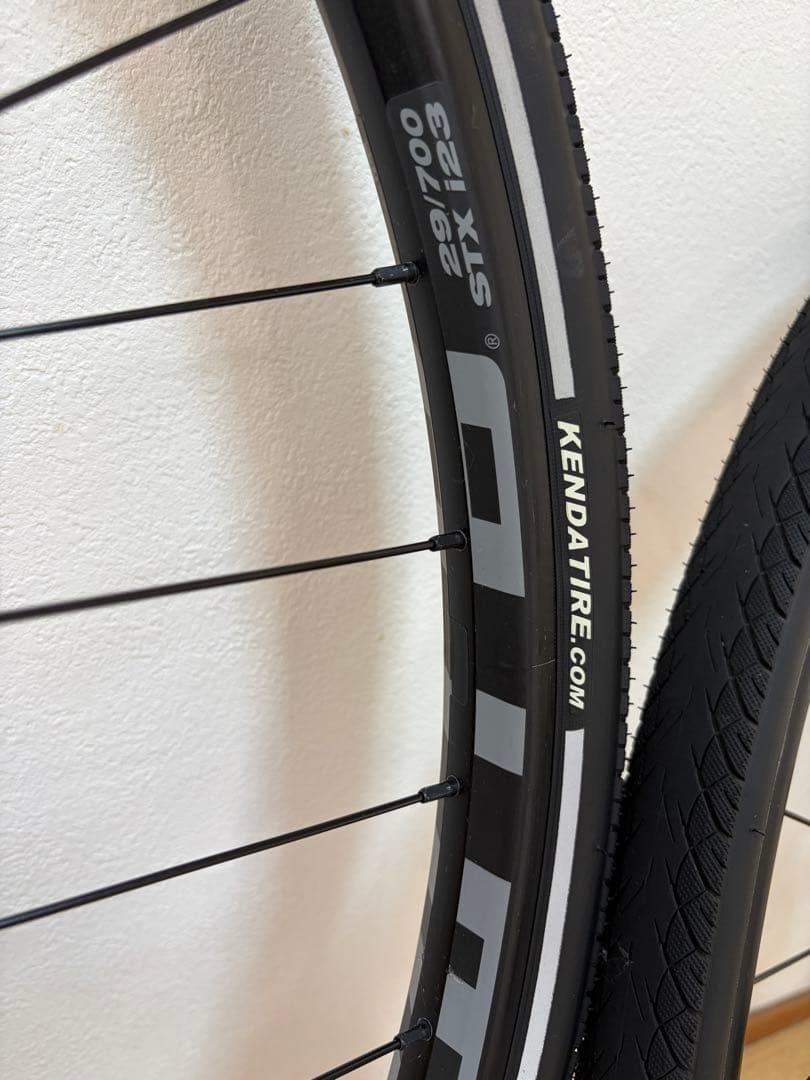 自転車タイヤ