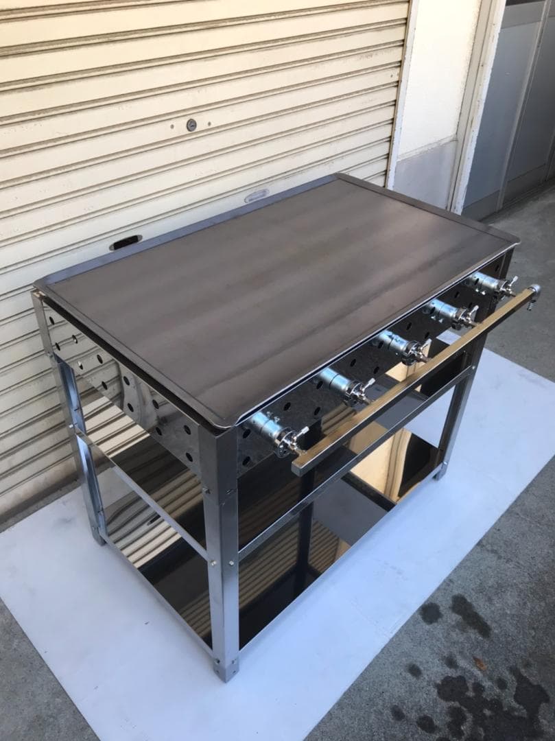 大幅値下げ ９００×５５０【新品　グリドル　鉄板焼　グリラー】台付　天板１枚です