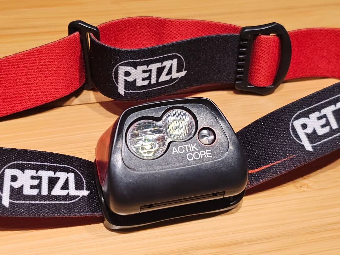 PETZL ヘッドランプ2個 + バッテリー2個 + ランタンケース