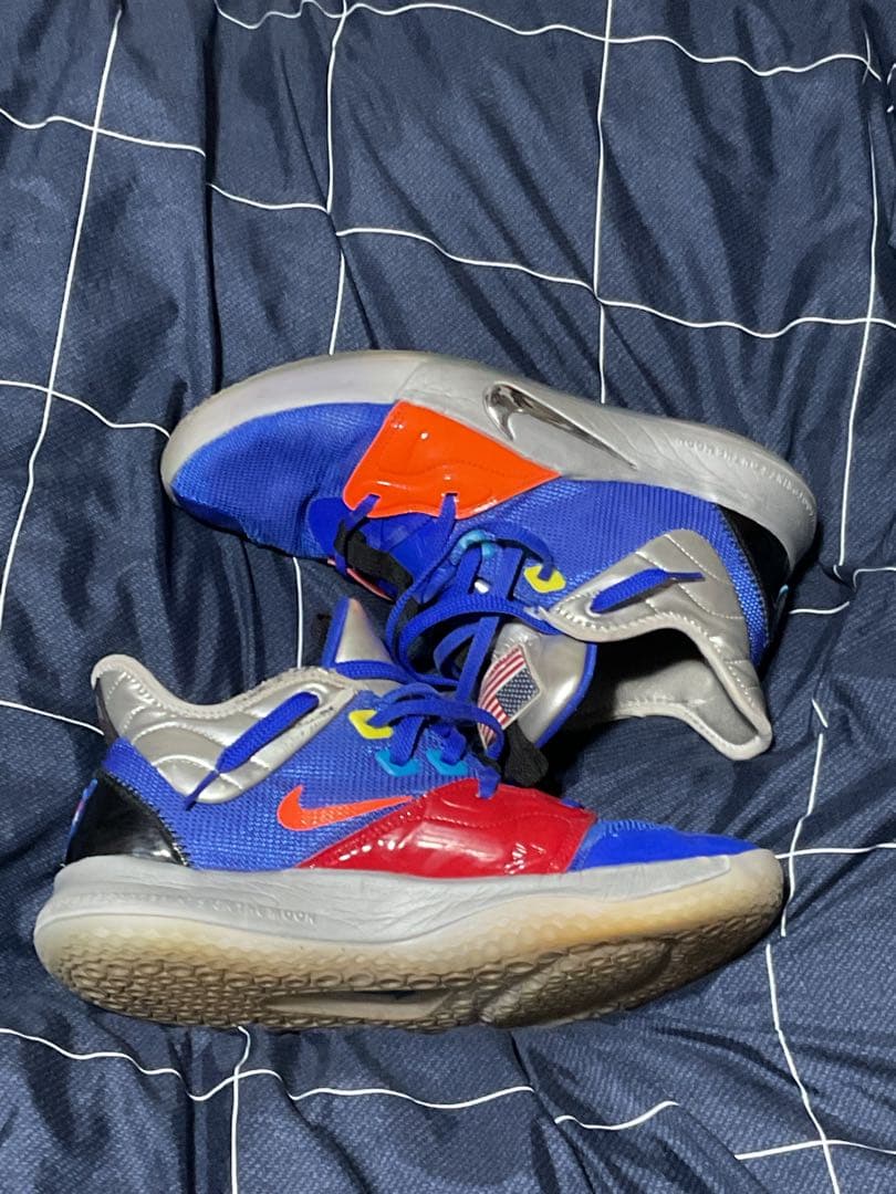 シューズ(男性用) NIKE PG3 NASA
