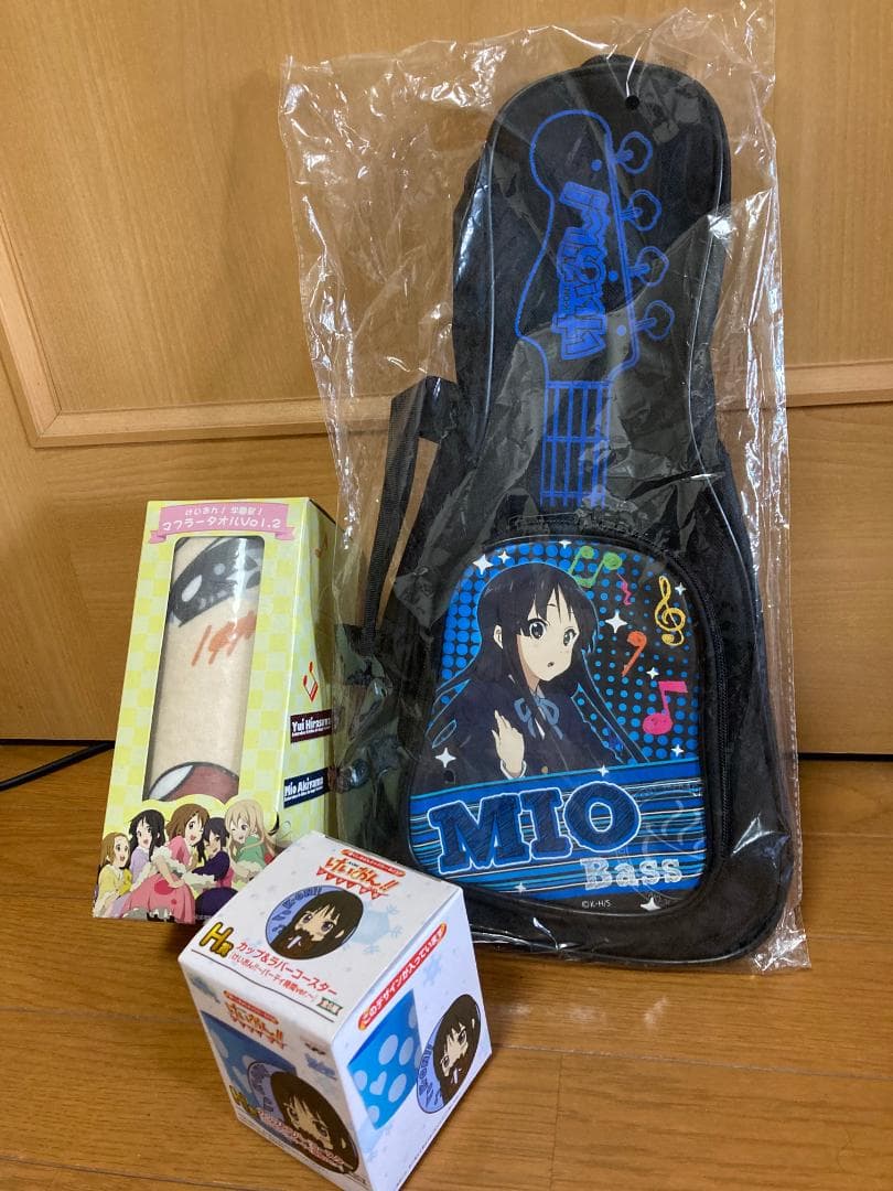 けいおん！ 秋山澪 フィギア 訳有 マックスファクトリー バッグ タオル カップ