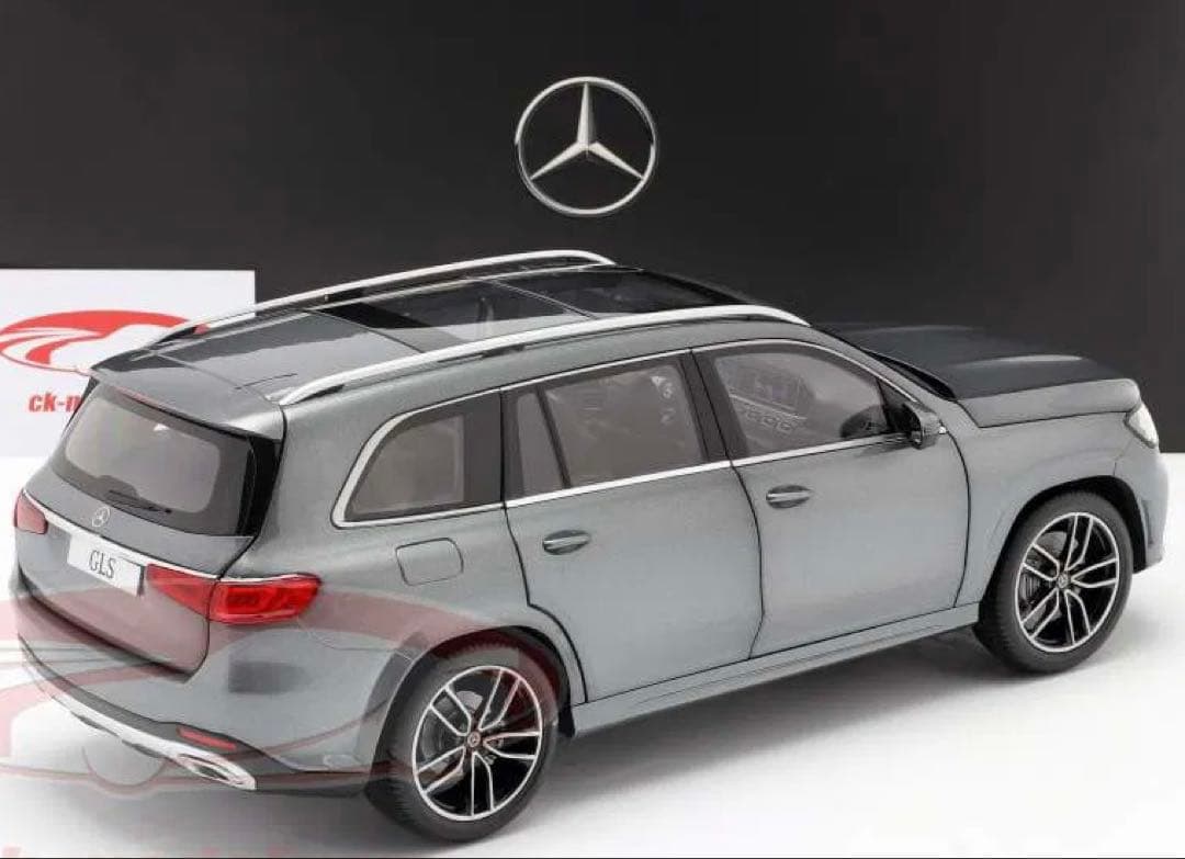 メルセデスAMG特注1/18 Mercedes-Benz GLS