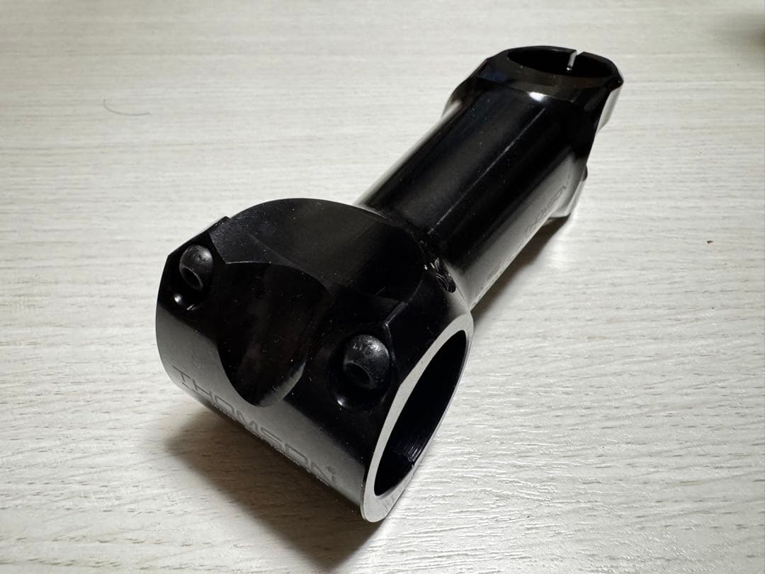 THOMSON X4 ステム 110mm 10° 31.8