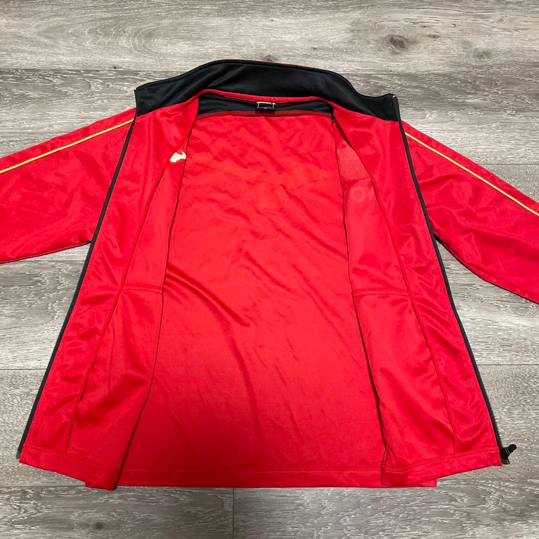 美品 MIZUNO 名古屋グランパスエイト Track Jacket 赤 150