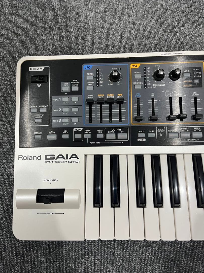 Roland GAIA SH-01 シンセサイザー