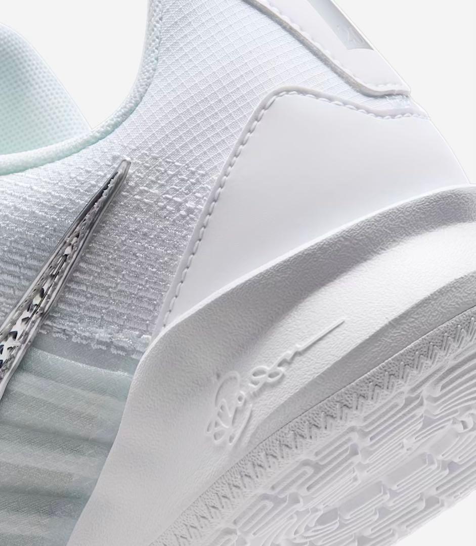サブリナ3 Nike バスケットボールシューズ ホワイト