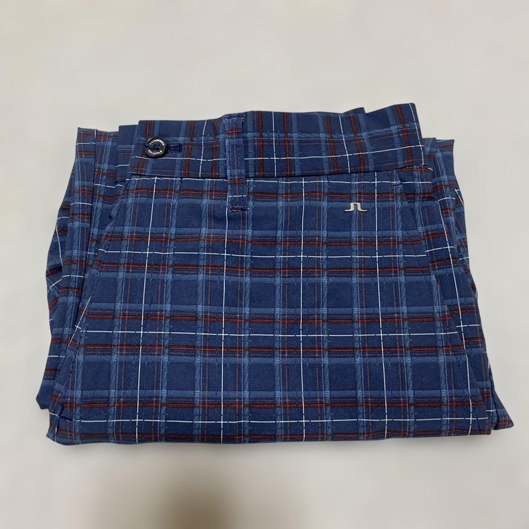 美品 J.LINDEBERG ネイビーチェック柄 スリムフィット ゴルフパンツ