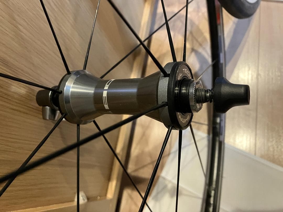 シマノ WH-RS80 C24 カーボンコンポジット軽量ホイール