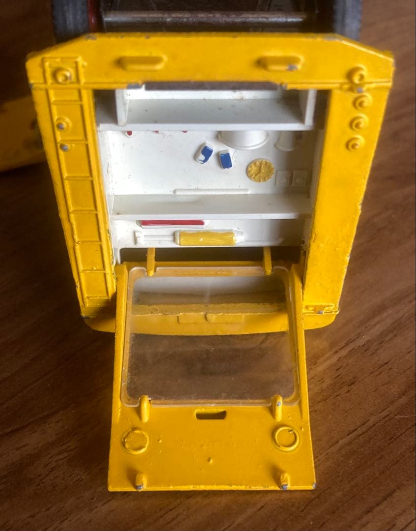完全ジャンク品 dinky toys PHILIPS ミニカー
