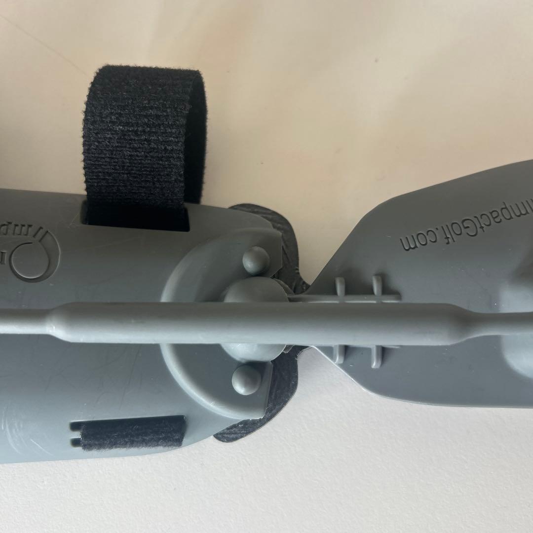 プレシジョンインパクト　ゴルフ練習器具
