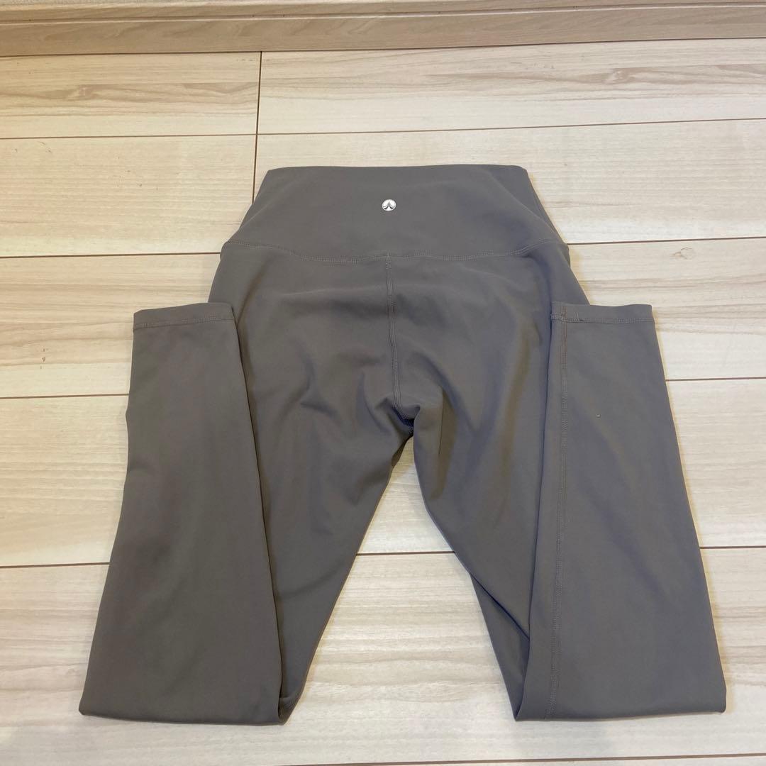 LAVA SUKALA ベーシックレギンス タンクトップ 上下セット⭐︎ヨガウェア