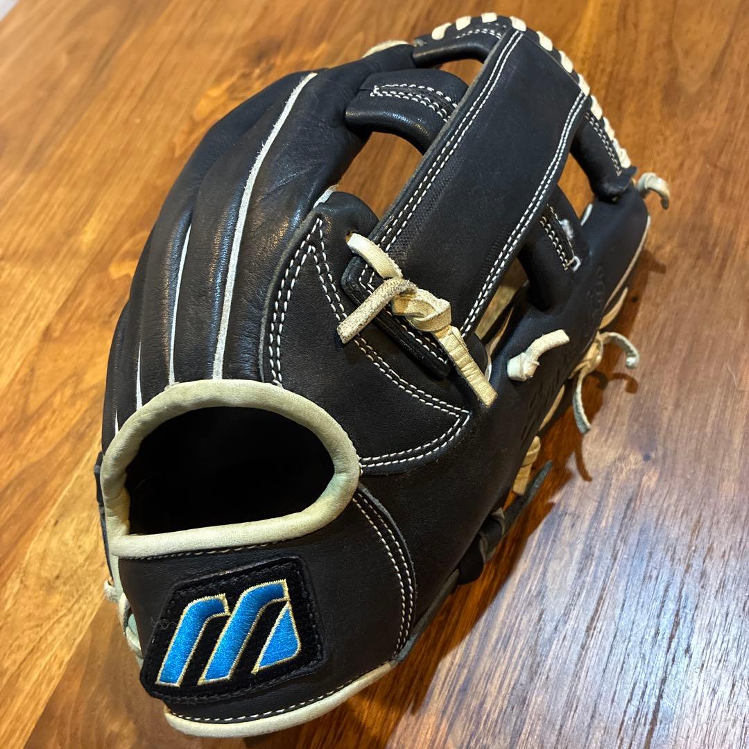 ⭐️お買い得　Mizuno 軟式グローブ 黒　一般　大人用　内野手　ビューリーグ