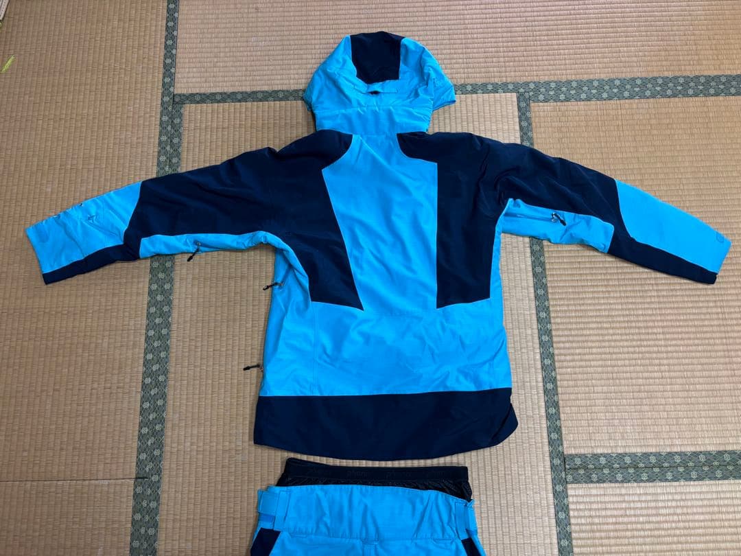 フェニックス Phenix スキーウエアXL 上下セット Thunderone