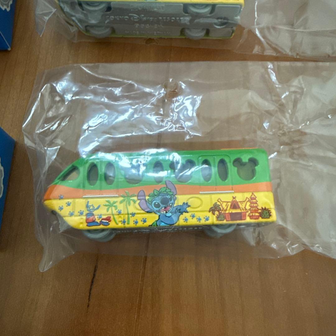 東京ディズニーランド ビークルファクトリー リロ&スティッチ トミカ 2色セット