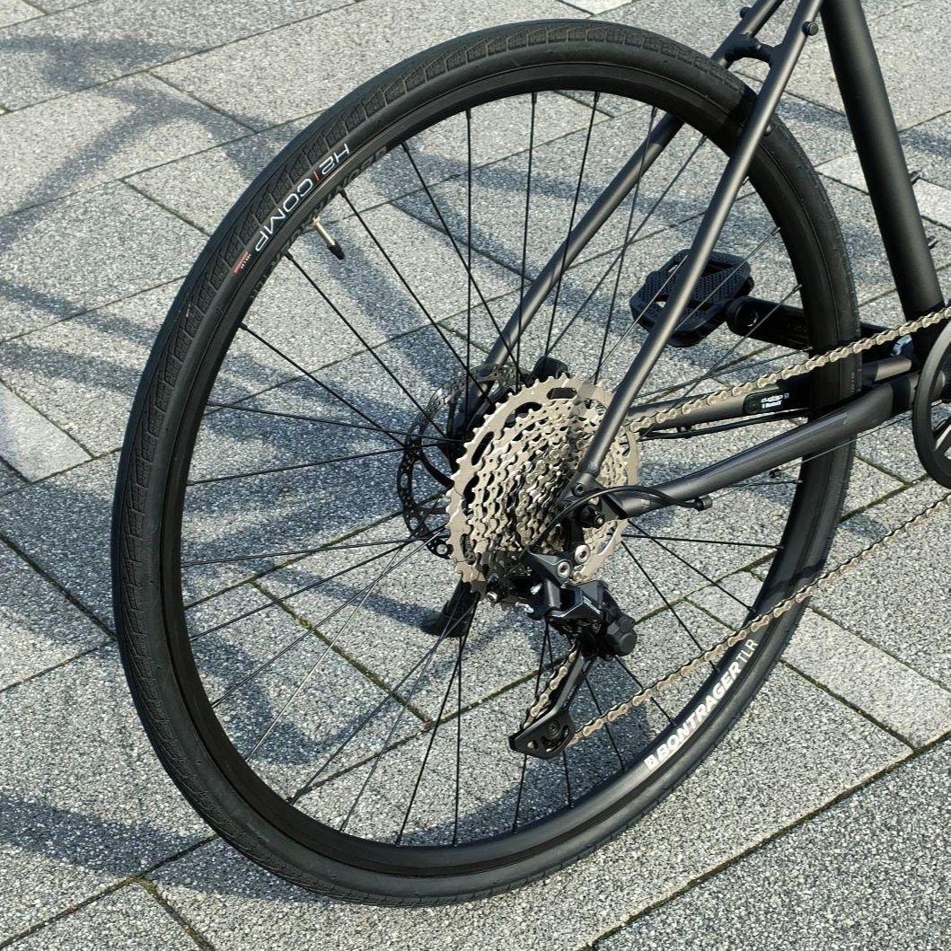 TREK FX3 Gen3 Lサイズ 2023年モデル 直接お引渡希望 さいたま
