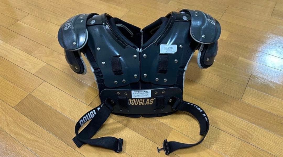 Douglas Legacy アメフト ショルダーパッド　XS