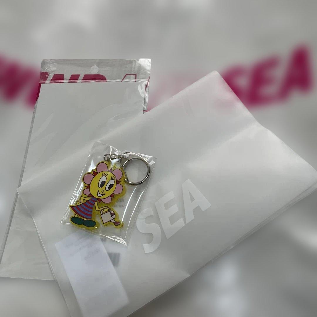 ウインダンシーパラッパラッパ　サニーちゃんキーホルダーand ぷくぷくステッカー