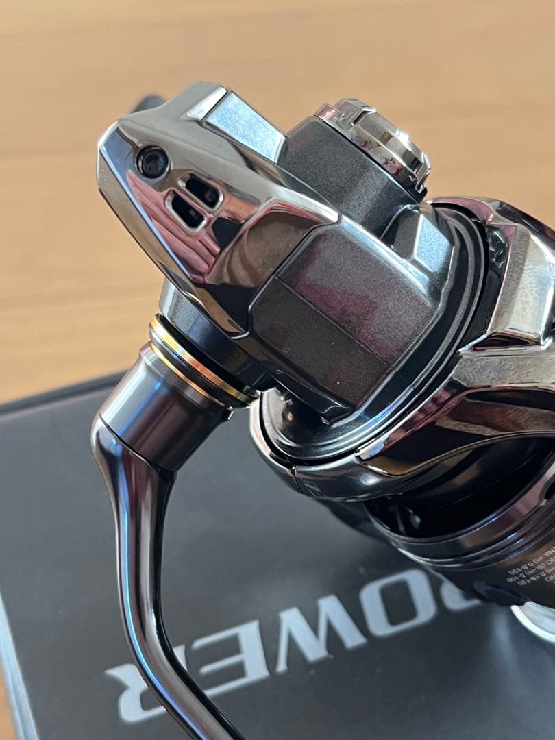 ベスシマノ24ツインパワーC2500SXG スピニングリール新品自宅保管品