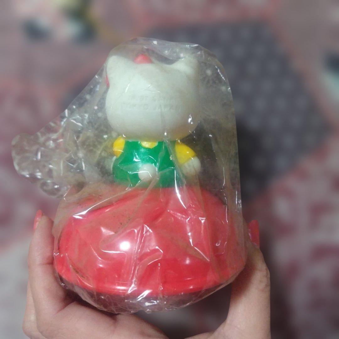 ハローキティ フィギュアクロック赤
