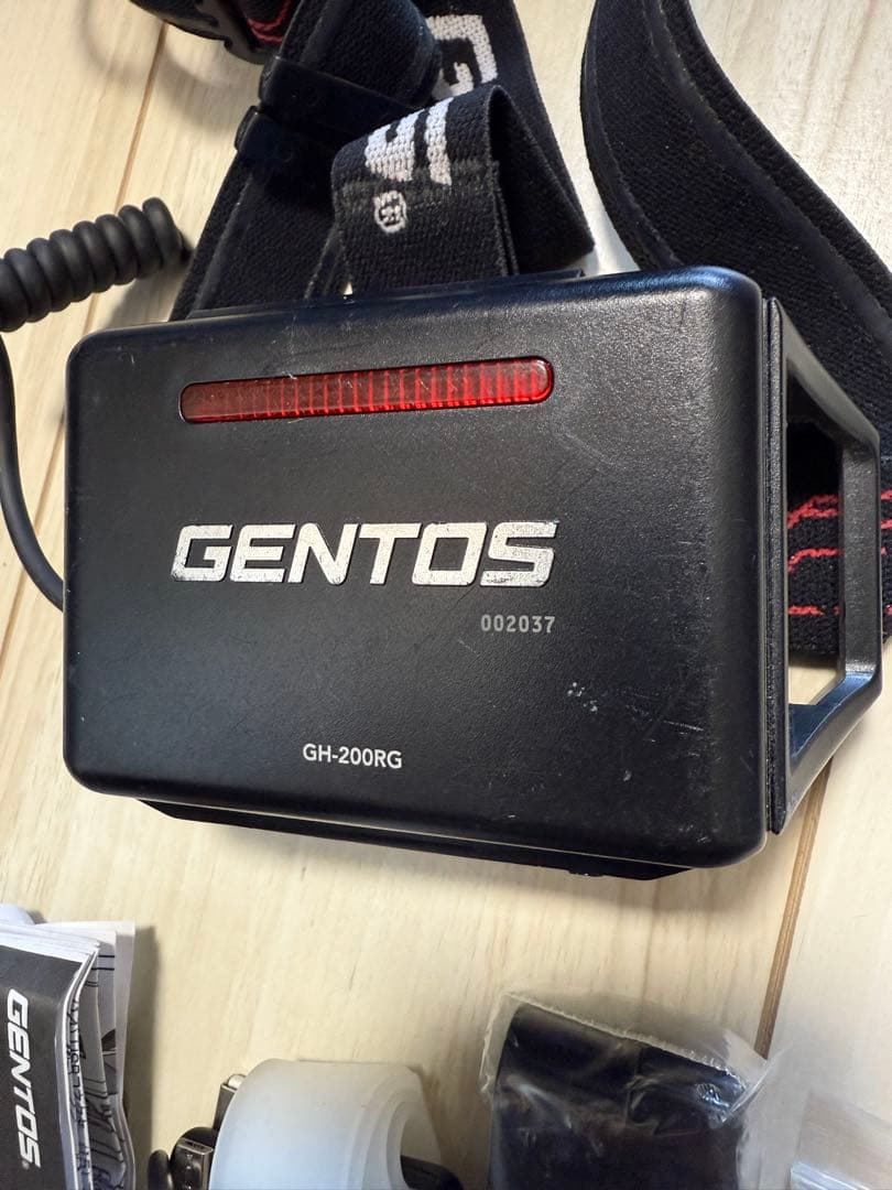 GENTOS GH-200RG ヘッドライト　中古品
