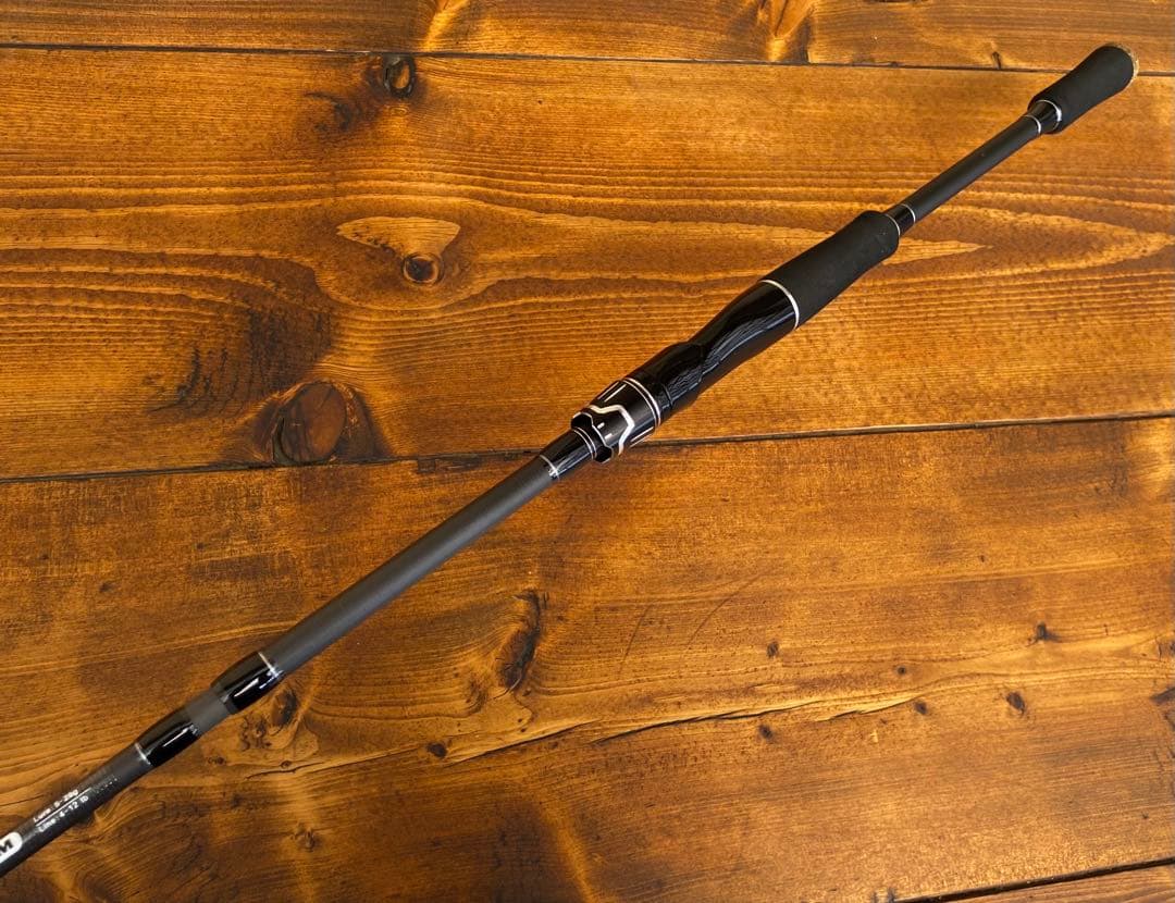 スピニングロッド　7ft 210cm 4ピースパックロッド　バス釣り　エギング