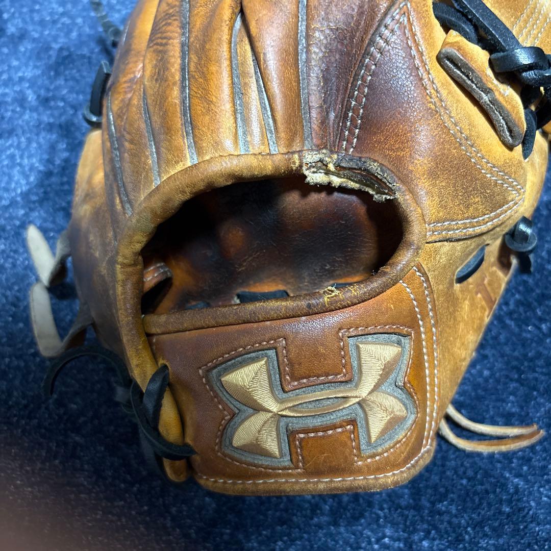 ノ*ク様 Under Armour 野球グローブ 硬式用 右投げ ブラウン