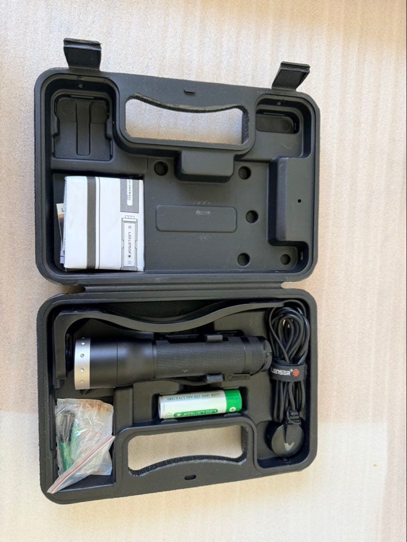 LED Lenser m7RX 懐中電灯 ハードケース付き