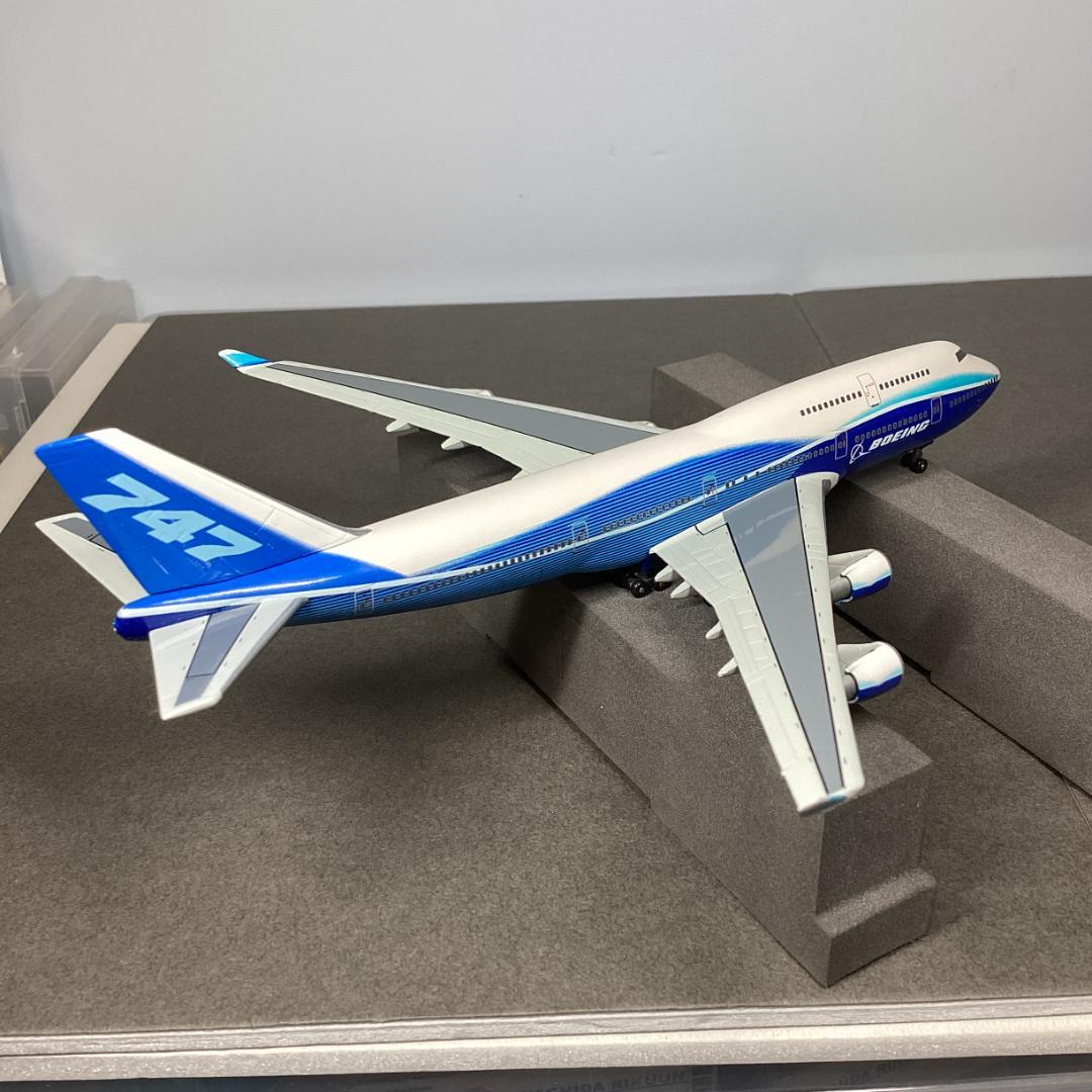 1/400 ドラゴンウィングス B747-400 コーポレート(ハウス)カラー