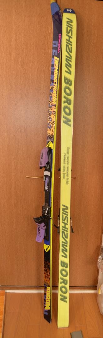 NISIZAWAスキーデモンストレーターゴールド