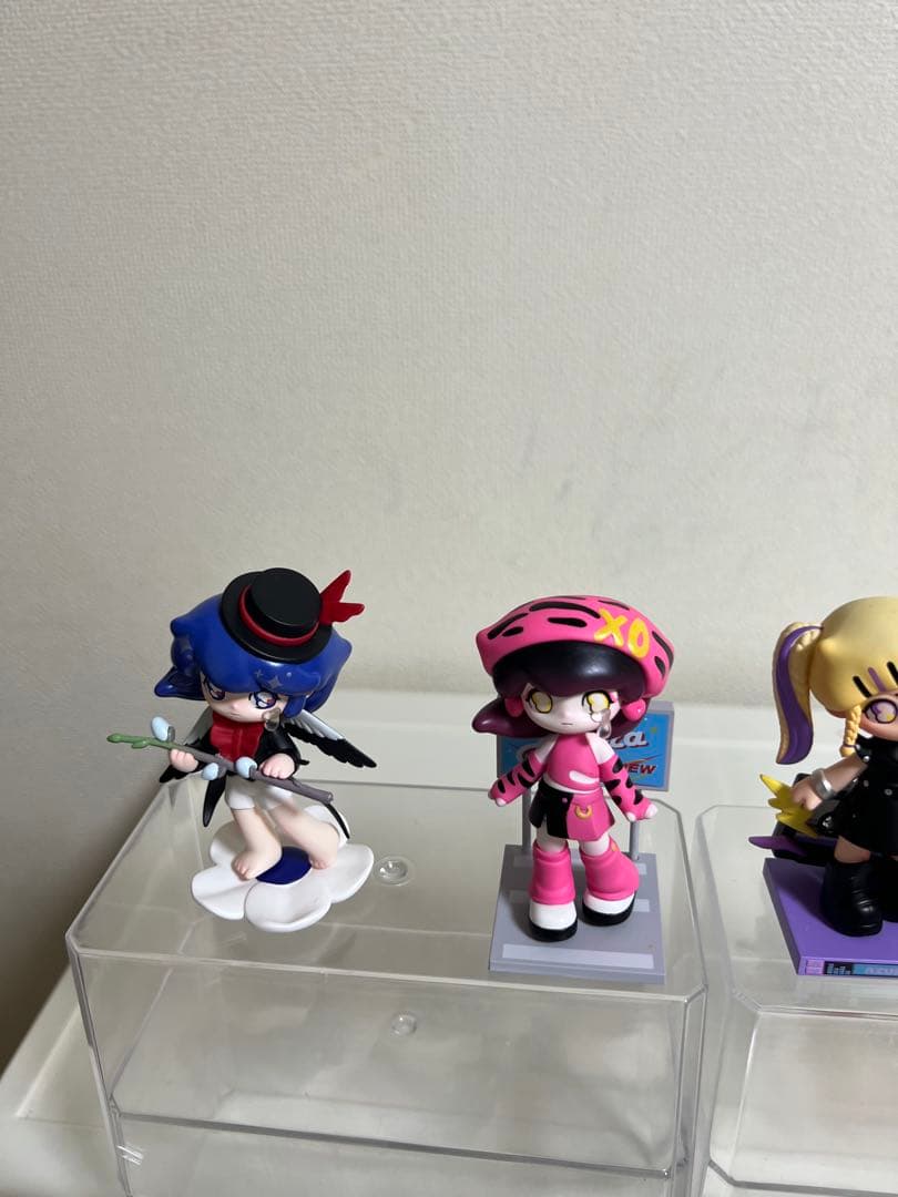 AZURA 、Millennial Girl、Fantasy 、POPMART