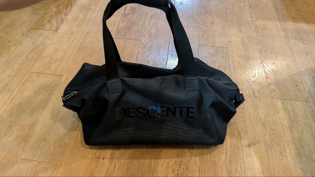 DESCENTE ゴルフ ブラック ボストンバッグ