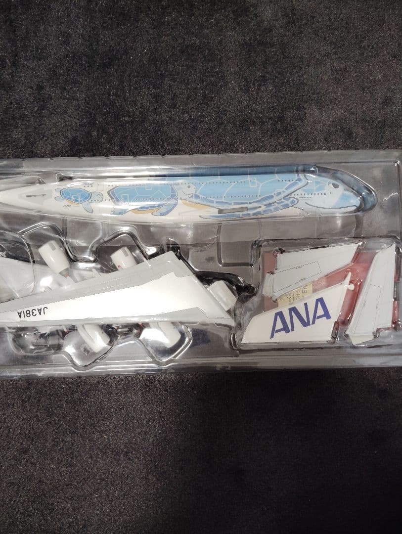 全日空商事 1/200 NH20235 FLYINGHONU JA38